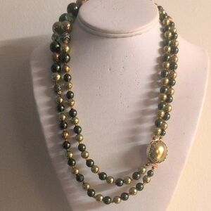1950's Hong Kong Double Strand Neck